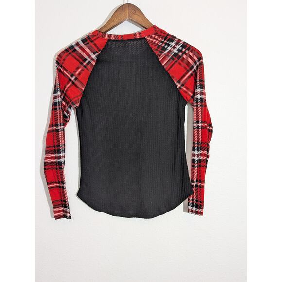 Junior Women's Red Black Tis The Season Deer Glitter Holiday Christmas Shirt 3-5 - Picture 6 of 6